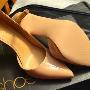 Nude heels